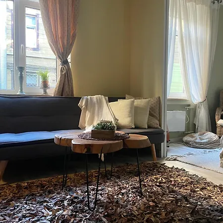 Exquisite & Steps To Center 1br With Free Parking * Рига