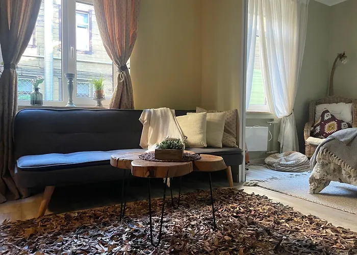 Exquisite & Steps To Center 1br With Free Parking * Riga