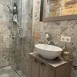 Διαμέρισμα Exquisite & Steps To Center 1br With Free Parking Ρίγα