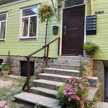 Apartment Exquisite 1br Apts In Center W Parking